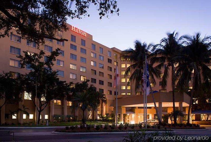 Hilton Fort Lauderdale Airport Дейния Бийч Екстериор снимка